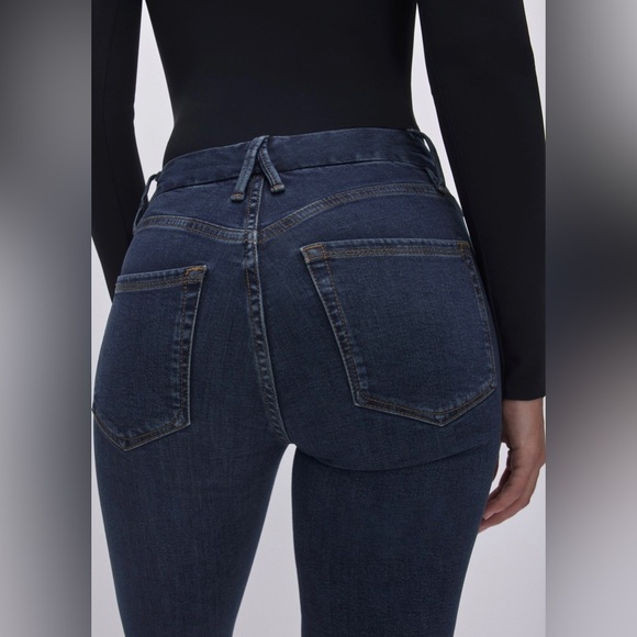 GOOD AMERICAN Good Legs Skinny Jeans - Picture 2 of 10